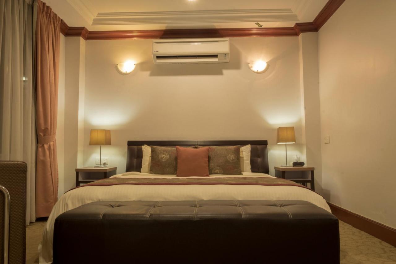 The Regency Scholar'S Inn Κουάλα Λουμπούρ Εξωτερικό φωτογραφία